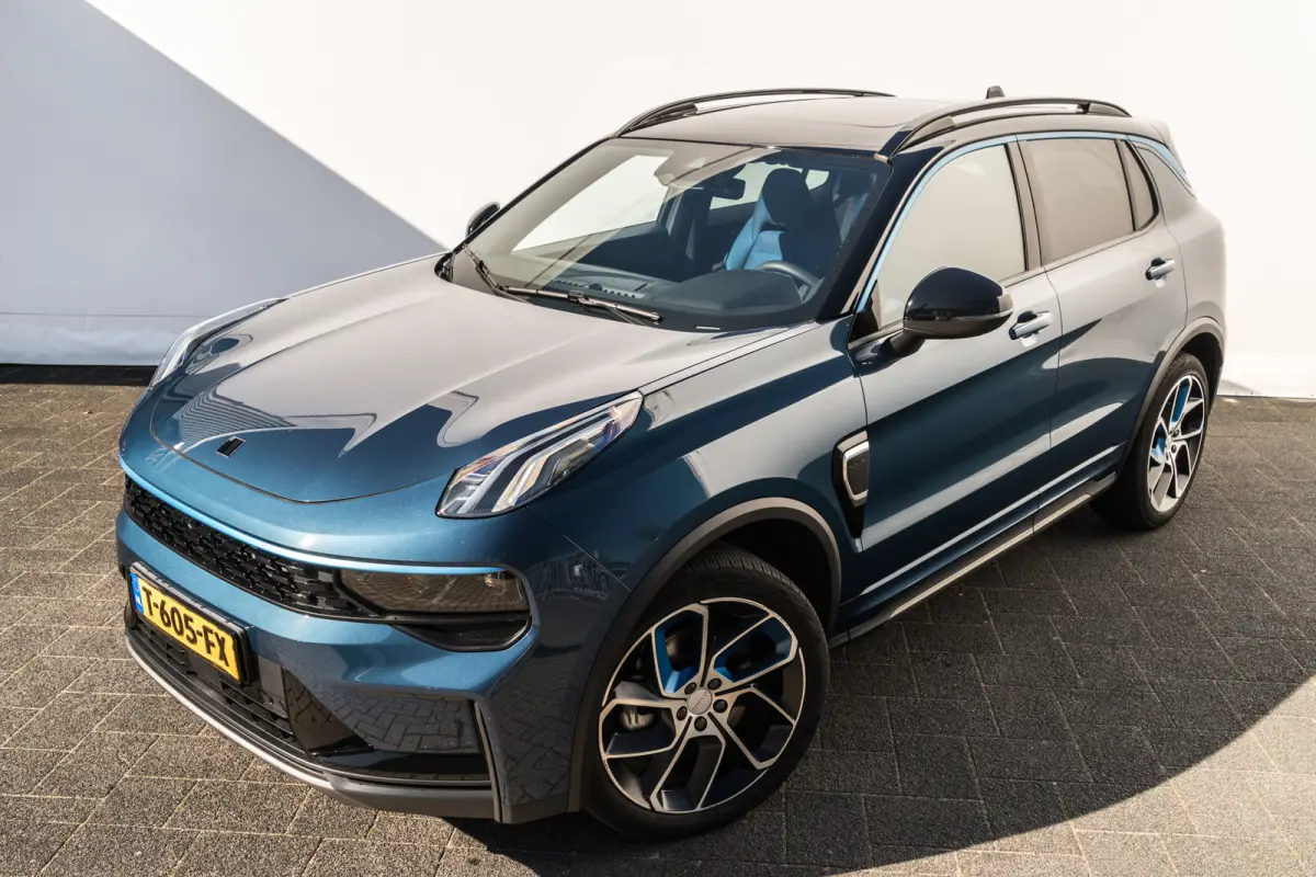 1.5 Plug-in Hybrid 262 Pk I Zwarte hemel I Panoramadak I 75 km Elektrisch I 360 Camera I Full Map Navi I NL Auto I 20 inch. LMV l 1e eigenaar