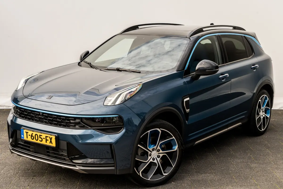 1.5 Plug-in Hybrid 262 Pk | Zwarte hemel | Panoramadak | 75 km Elektrisch | 360 Camera | NL Auto | 20 inch. LMV | 1e Eigenaar