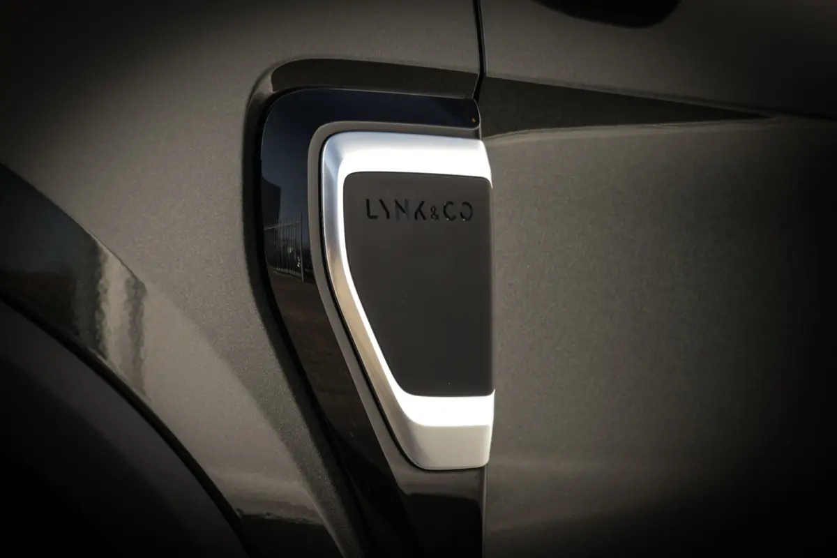 1.5 Plug-in Hybrid 262 Pk I Zwarte hemel I Panoramadak I 75 km Elektrisch I 360 Camera I Full Map Navi I NL Auto I 20 inch. LMV l 1e eigenaar