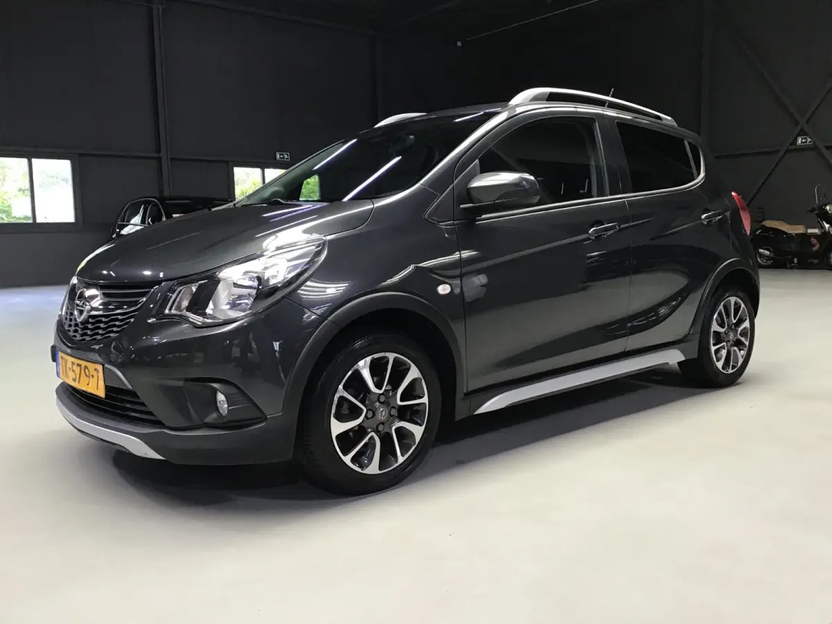 1.0 Online Edition I Kln Brt I Carplay I Airco I Cruise I Led I Parkeer sens I BT I 15inch I Compl. Onderhoud.