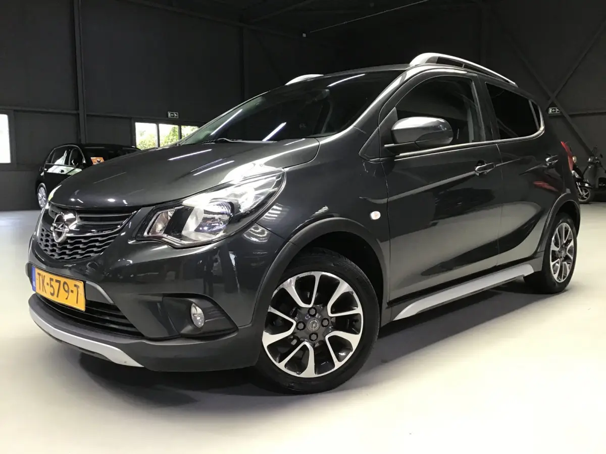1.0 Online Edition I Kln Brt I Carplay I Airco I Cruise I Led I Parkeer sens I BT I 15inch I Compl. Onderhoud.