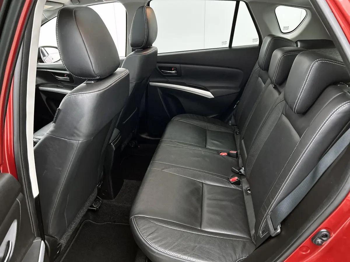 1.0 Boosterjet Comfort | Panoramadak | Climate Control | Achteruitrijcamera |