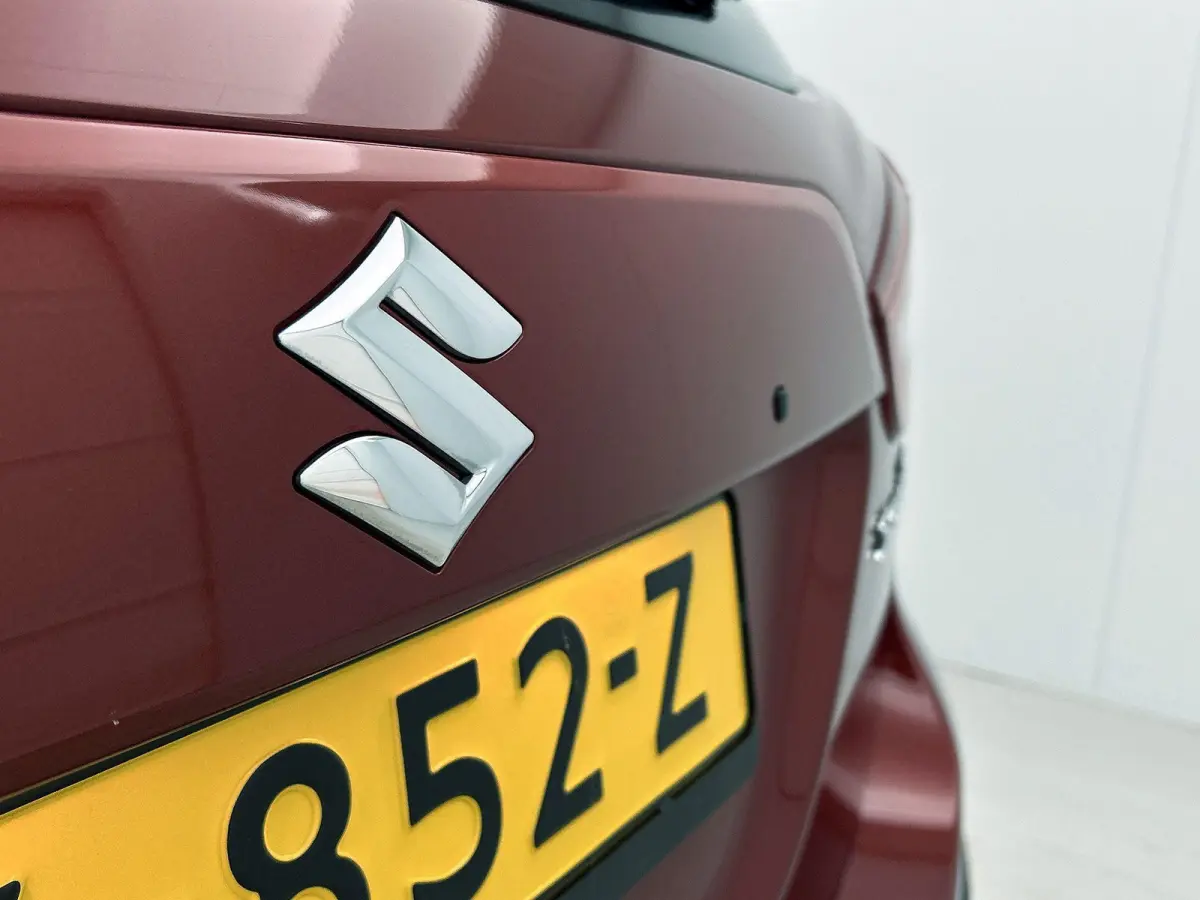 1.0 Boosterjet Comfort | Panoramadak | Climate Control | Achteruitrijcamera |