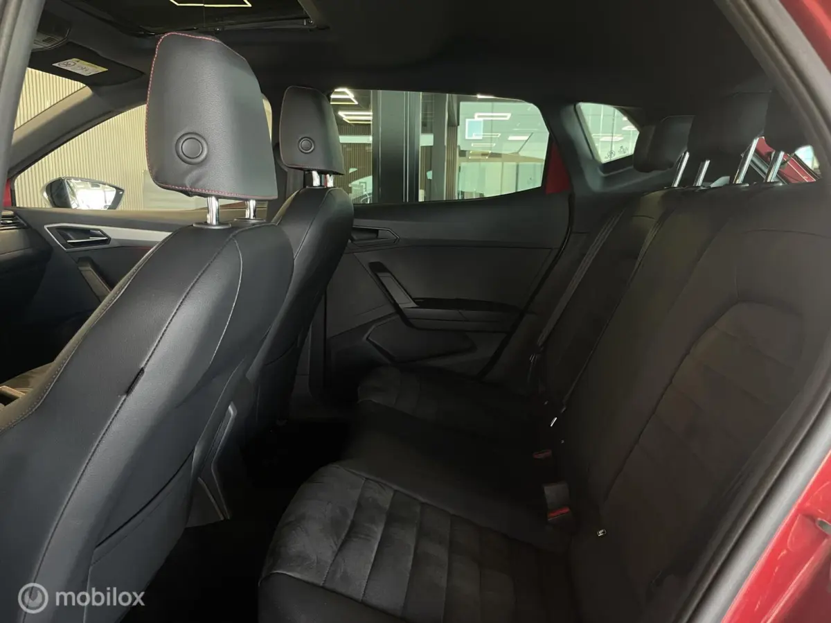 1.0 TSI FR | Pano | ACC | Keyless | Camera | Leder/Alcantara | 18” LM