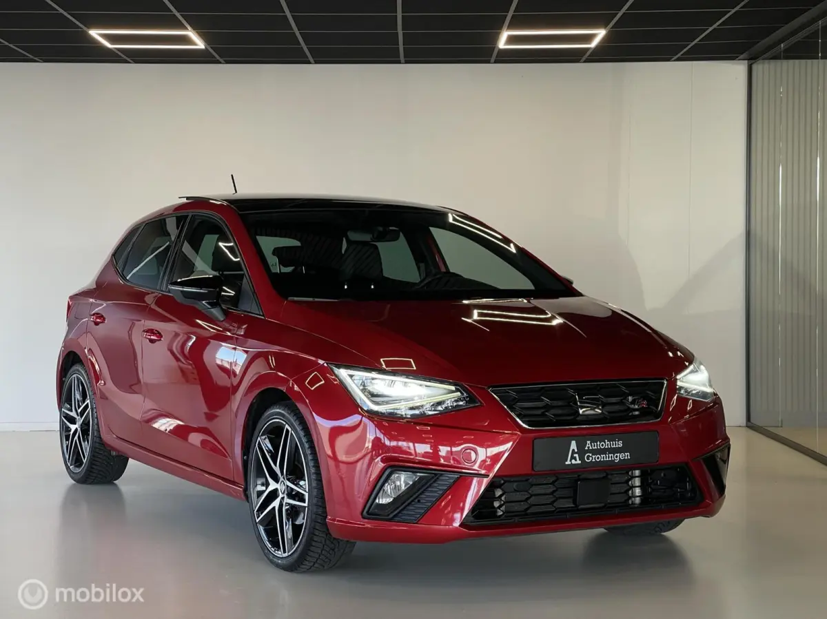 1.0 TSI FR | Pano | ACC | Keyless | Camera | Leder/Alcantara | 18” LM