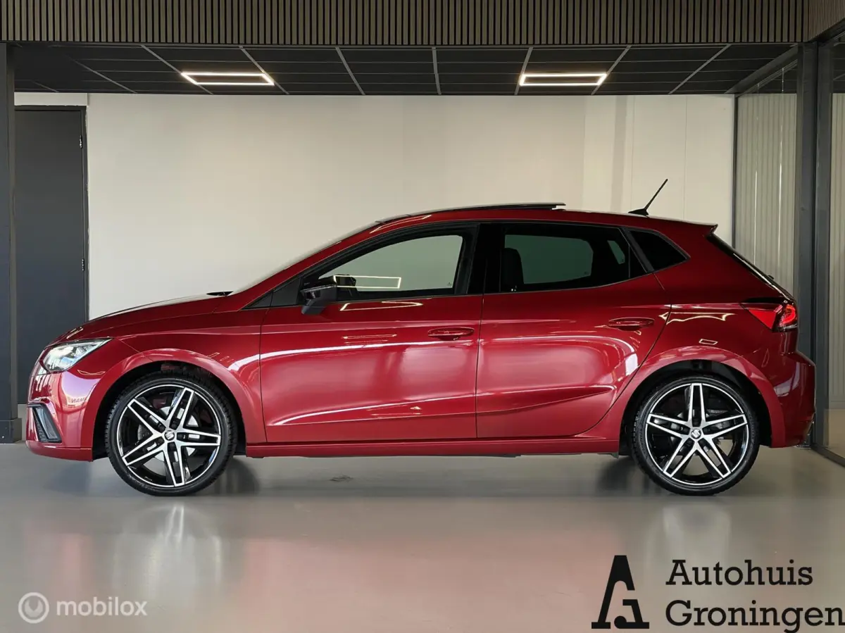 1.0 TSI FR | Pano | ACC | Keyless | Camera | Leder/Alcantara | 18” LM
