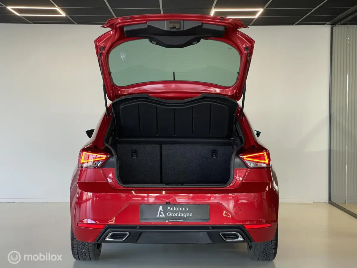 1.0 TSI FR | Pano | ACC | Keyless | Camera | Leder/Alcantara | 18” LM
