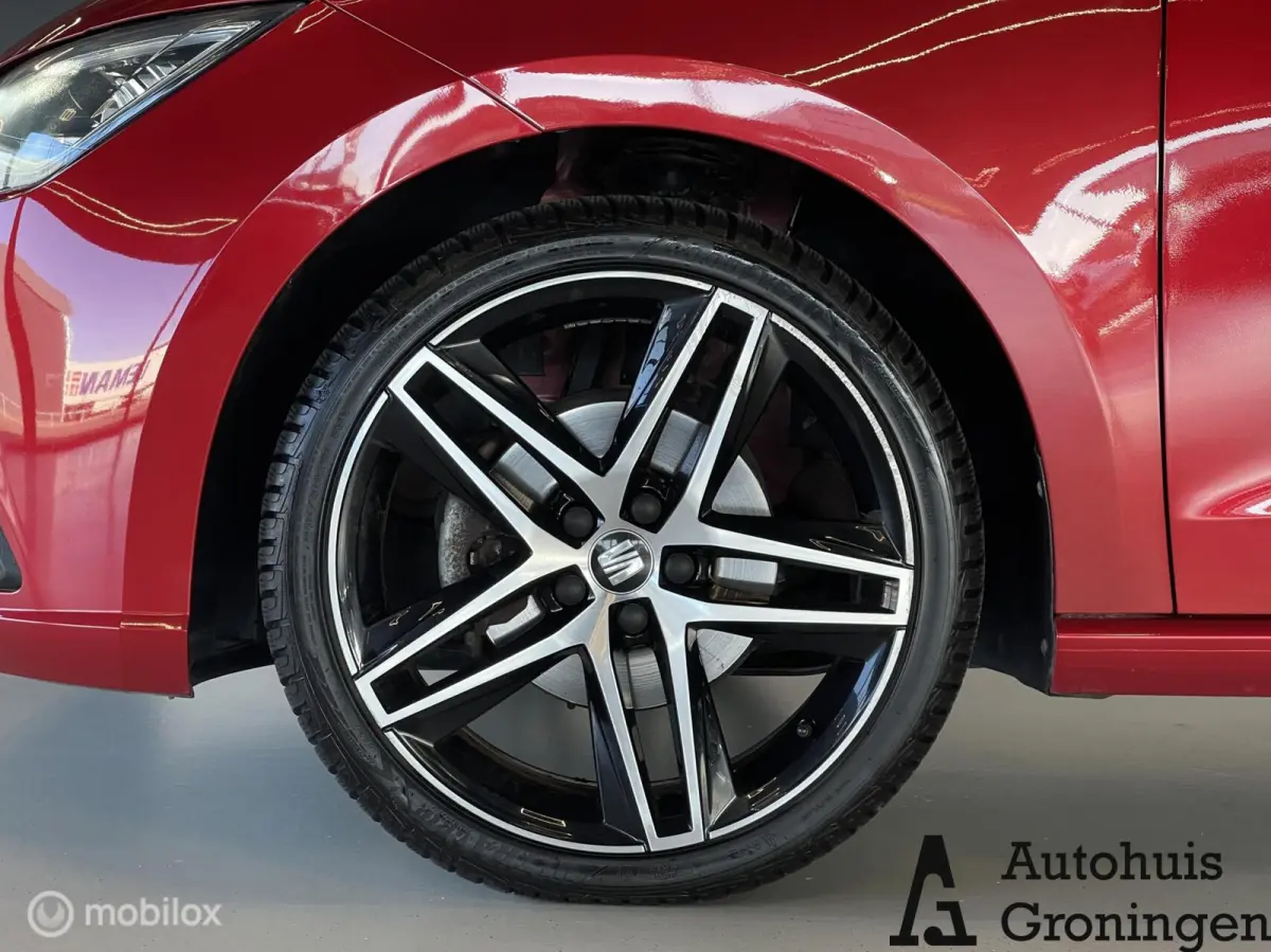 1.0 TSI FR | Pano | ACC | Keyless | Camera | Leder/Alcantara | 18” LM