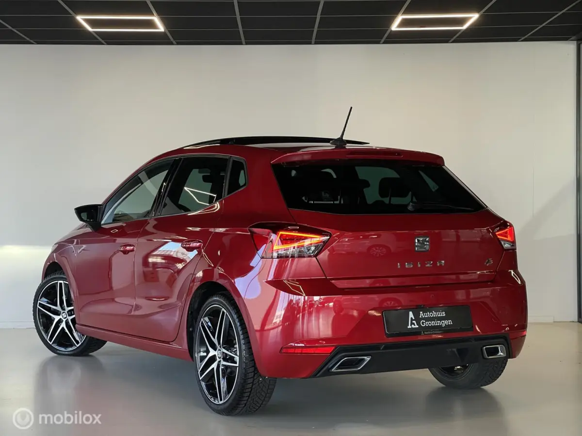 1.0 TSI FR | Pano | ACC | Keyless | Camera | Leder/Alcantara | 18” LM