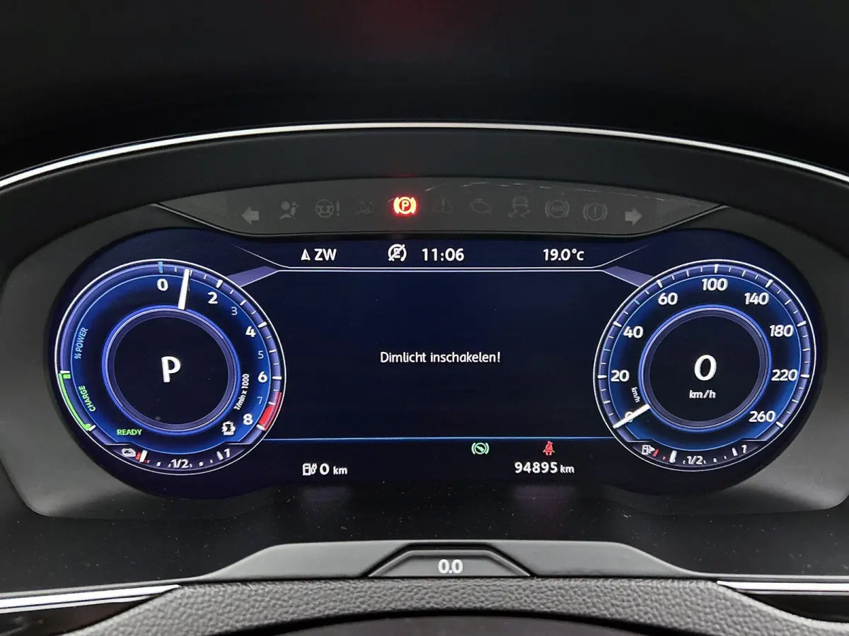 1.4 TSI GTE Connected Series Plus | Apple Carplay / Android Auto | Panoramadak | Stoelverwarming | Achteruitrijcamera | Parkeersensoren |