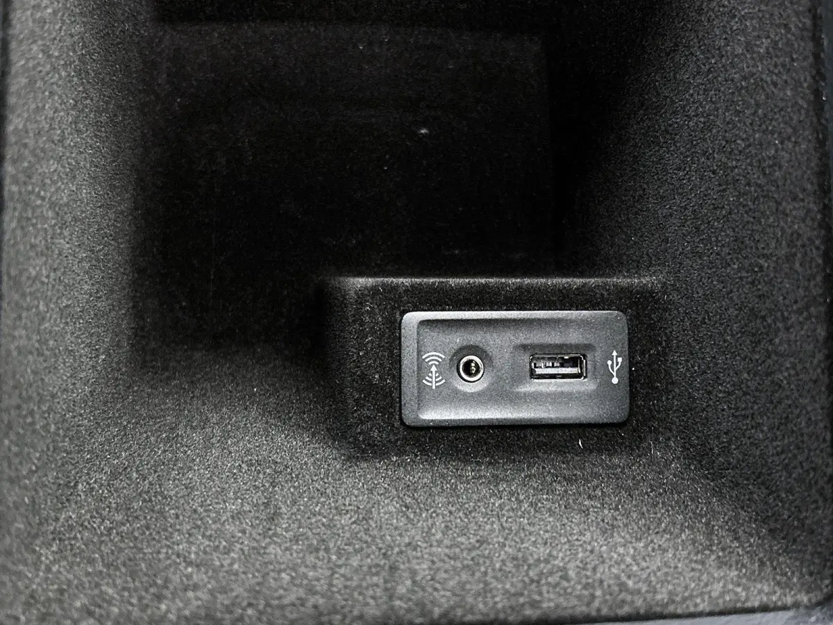 1.4 TSI GTE Connected Series Plus | Apple Carplay / Android Auto | Panoramadak | Stoelverwarming | Achteruitrijcamera | Parkeersensoren |