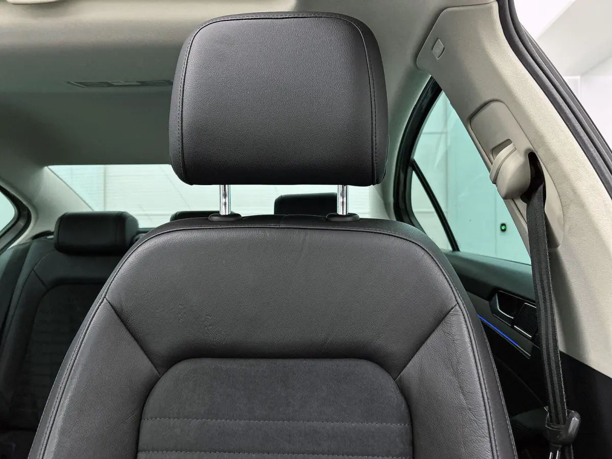 1.4 TSI GTE Connected Series Plus | Apple Carplay / Android Auto | Panoramadak | Stoelverwarming | Achteruitrijcamera | Parkeersensoren |