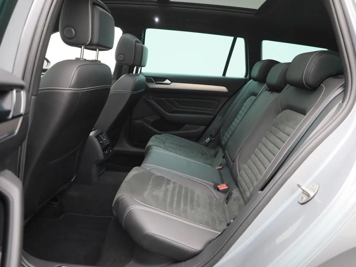 1.5 TSI R-Line Business + | Wordt Verwacht | Automaat | Apple Carplay / Android Auto | Panoramadak | Achteruitrijcamera | Parkeersensoren | Stoelverwarming |
