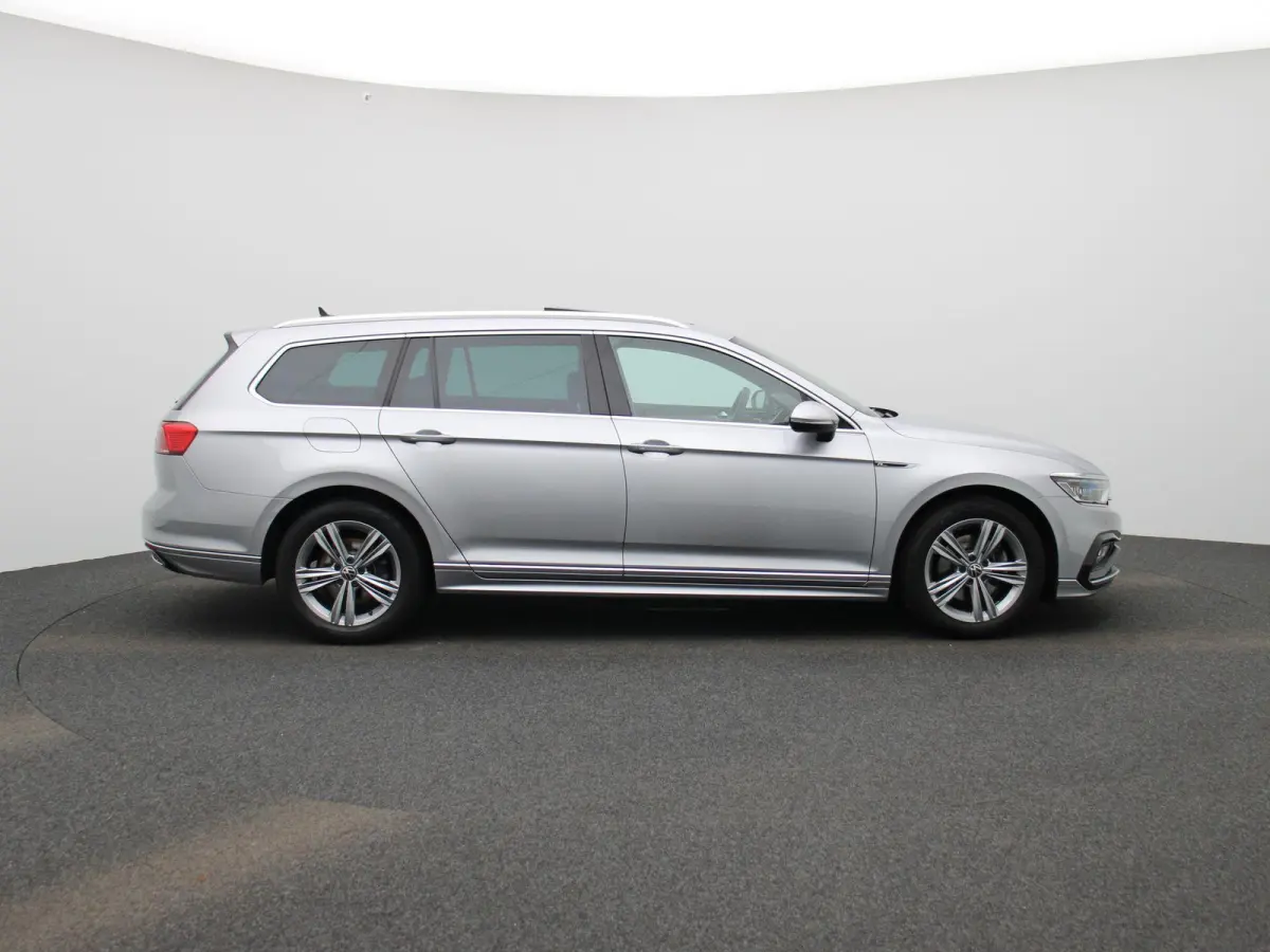 1.5 TSI R-Line Business + | Wordt Verwacht | Automaat | Apple Carplay / Android Auto | Panoramadak | Achteruitrijcamera | Parkeersensoren | Stoelverwarming |
