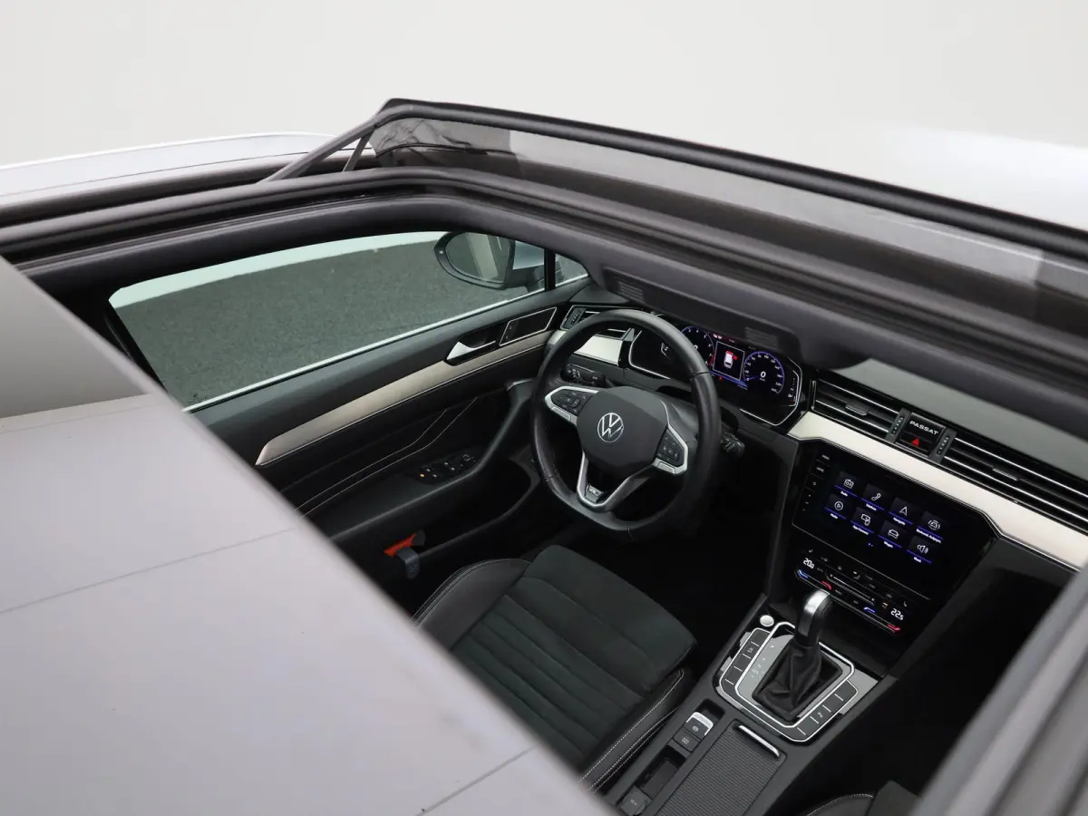 1.5 TSI R-Line Business + | Wordt Verwacht | Automaat | Apple Carplay / Android Auto | Panoramadak | Achteruitrijcamera | Parkeersensoren | Stoelverwarming |