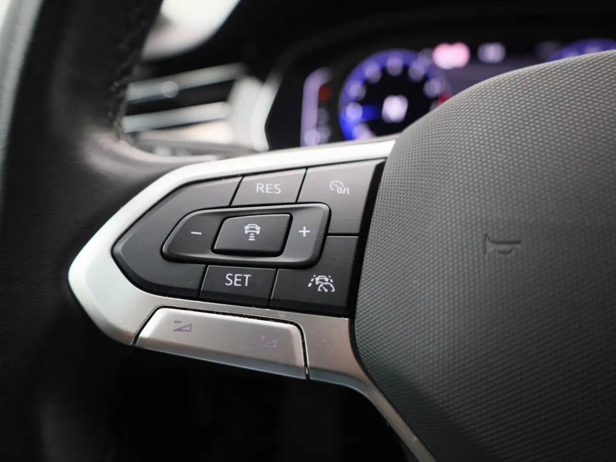 1.5 TSI R-Line Business + | Wordt Verwacht | Automaat | Apple Carplay / Android Auto | Panoramadak | Achteruitrijcamera | Parkeersensoren | Stoelverwarming |