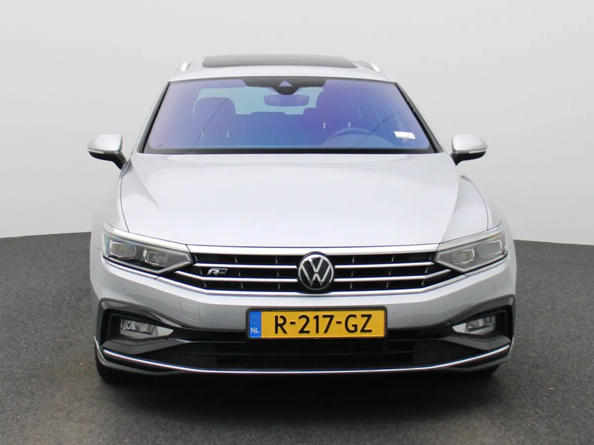 1.5 TSI R-Line Business + | Wordt Verwacht | Automaat | Apple Carplay / Android Auto | Panoramadak | Achteruitrijcamera | Parkeersensoren | Stoelverwarming |