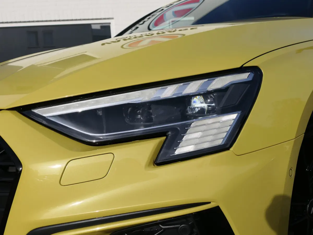 40 TFSI e S-Line | Black optic | Full Maxton Design | Bang & Olufsen | Alcantara-/lederen sportstoelen | Maxtrix LED | Draadloos Apple-/Android Carplay | Elektrische achterklep |  Sportstuur