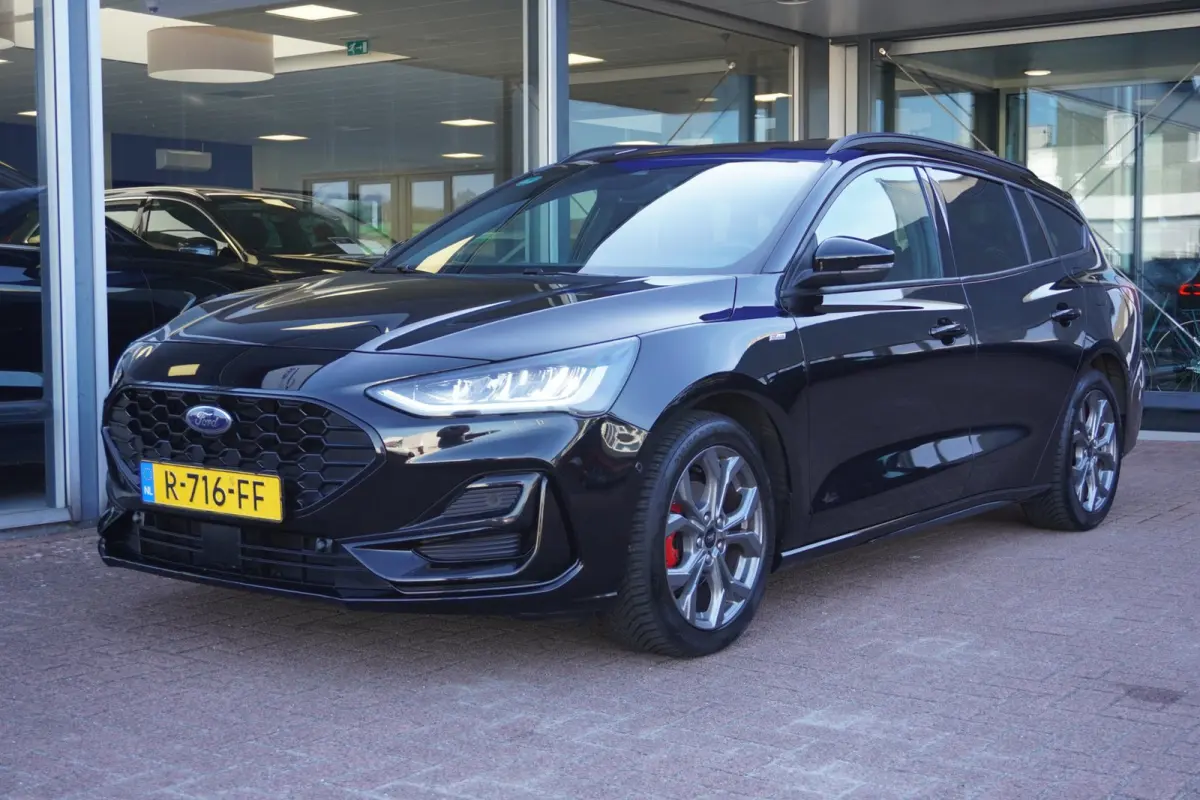 1.0 EcoBoost Hybrid ST Line Style | Airco | Navigatie | Carplay | Elek. pakket | 2022 | Inruil mogelijk