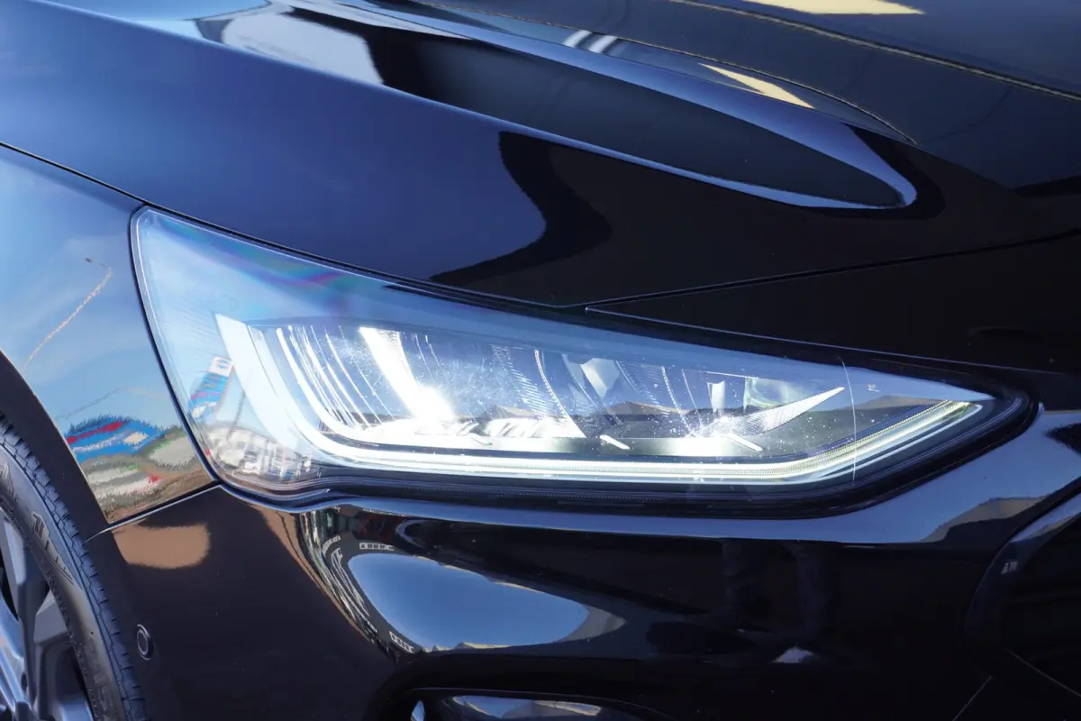 1.0 EcoBoost Hybrid ST Line Style | Airco | Navigatie | Carplay | Elek. pakket | 2022 | Inruil mogelijk