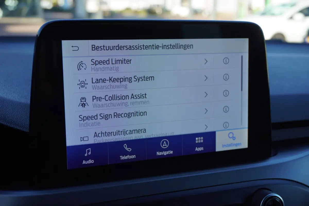 1.0 EcoBoost Hybrid ST Line Style | Airco | Navigatie | Carplay | Elek. pakket | 2022 | Inruil mogelijk