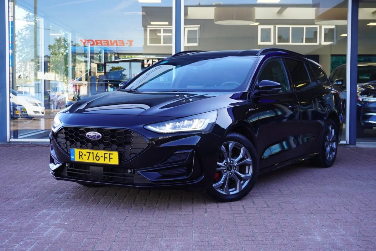 1.0 EcoBoost Hybrid ST Line Style | Airco | Navigatie | Carplay | Elek. pakket | 2022 | Inruil mogelijk