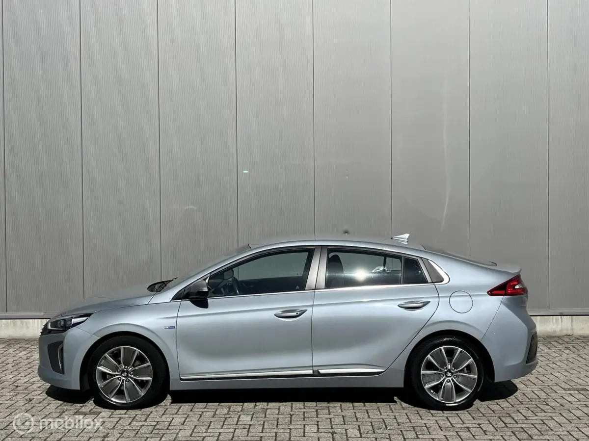 1.6 GDi Aut, Xenon, Keyless, Camera, Netjes !