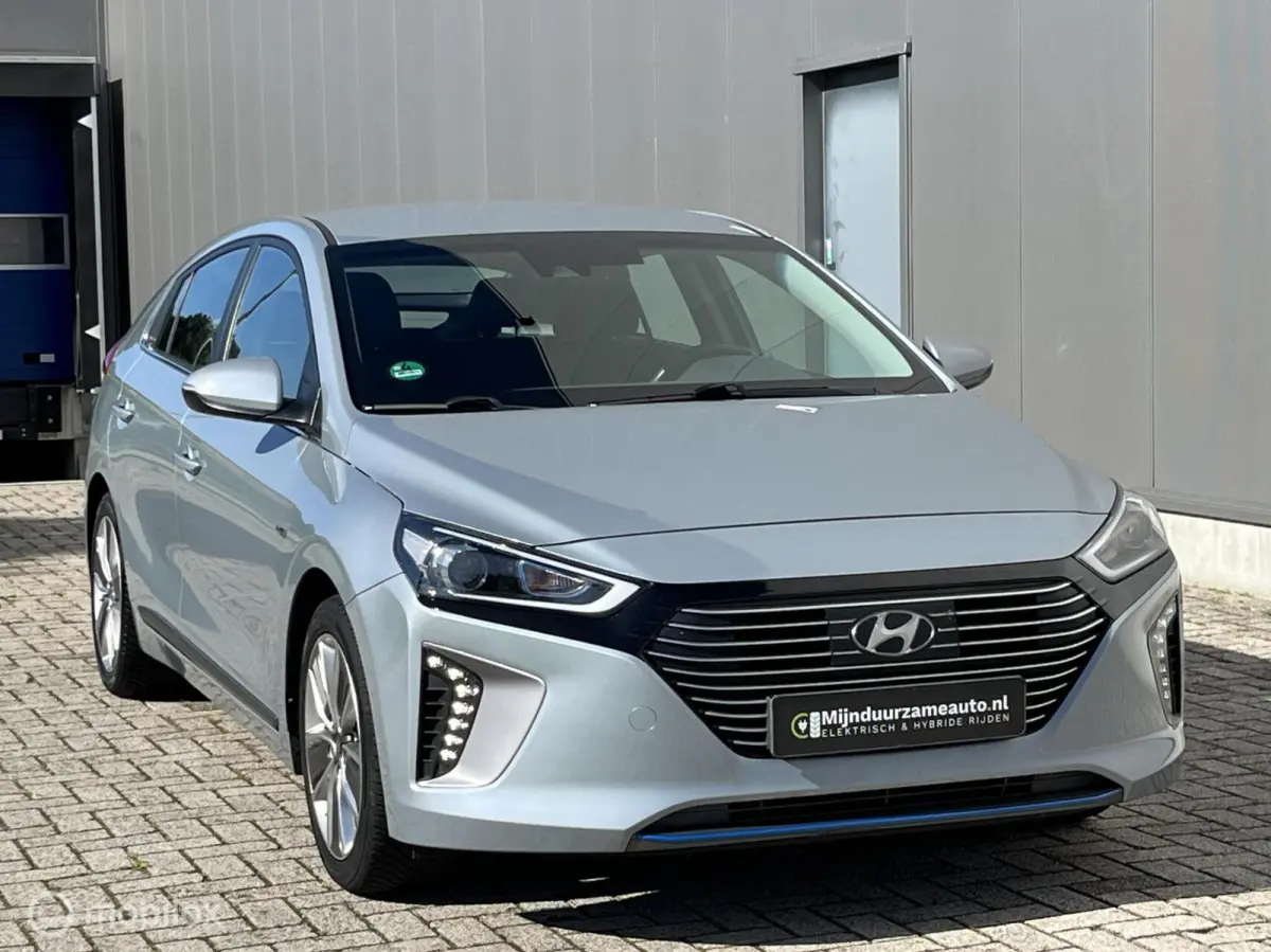 1.6 GDi Aut, Xenon, Keyless, Camera, Netjes !