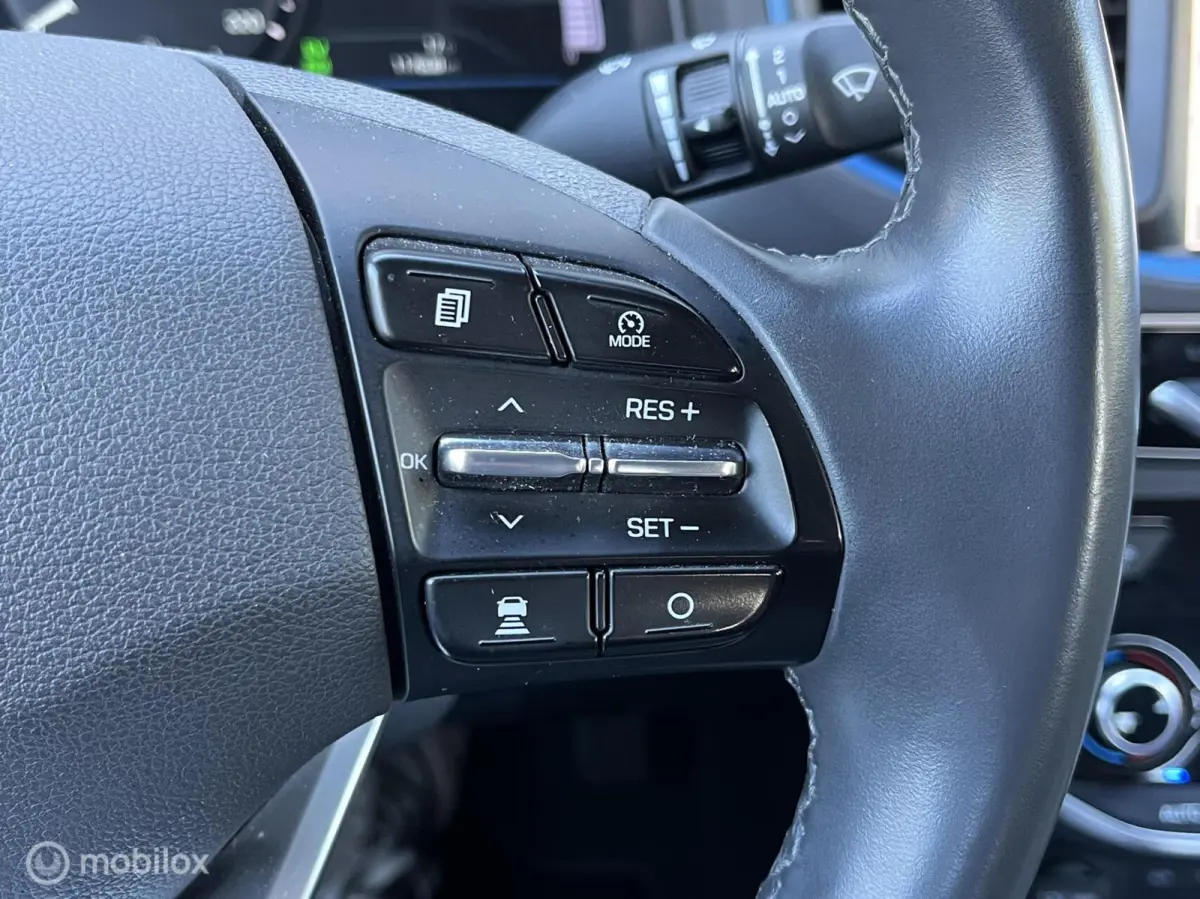 1.6 GDi Aut, Xenon, Keyless, Camera, Netjes !