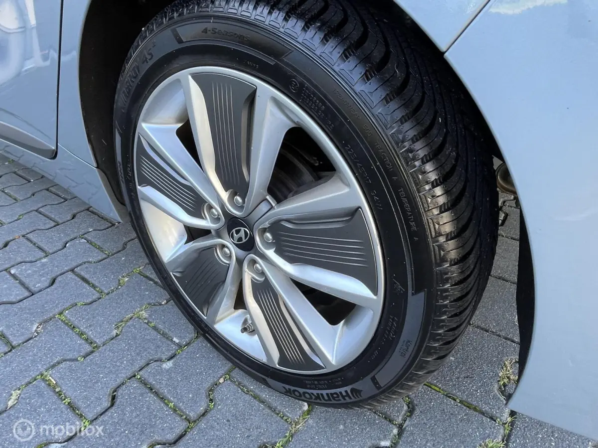 1.6 GDi Aut, Xenon, Keyless, Camera, Netjes !