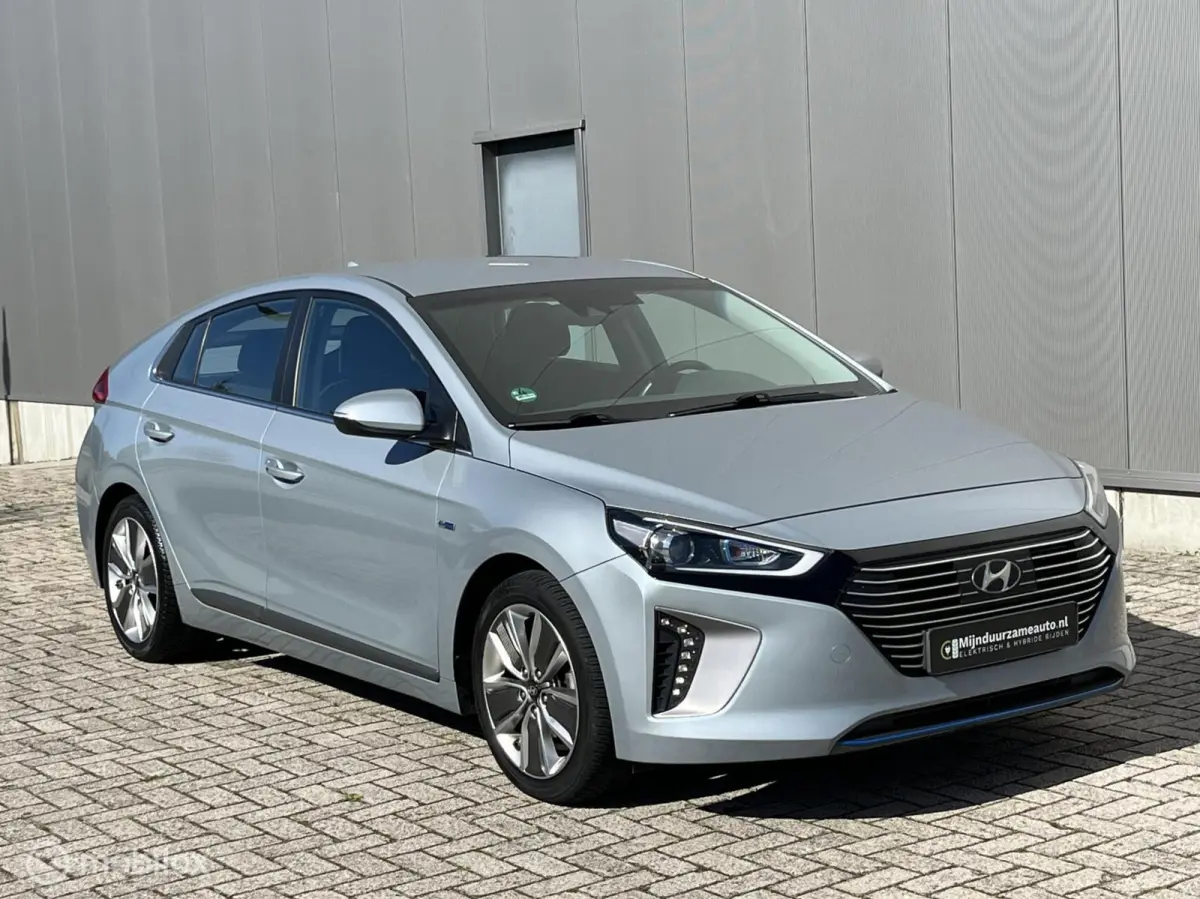 1.6 GDi Aut, Xenon, Keyless, Camera, Netjes !