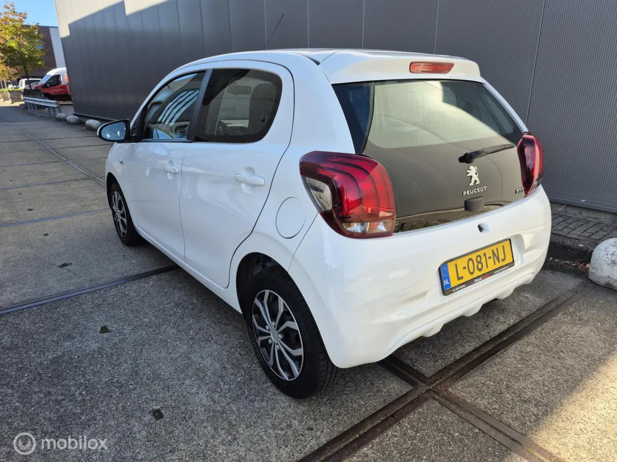 1.0 e-VTi Carplay / Camera / Airco / NAP!