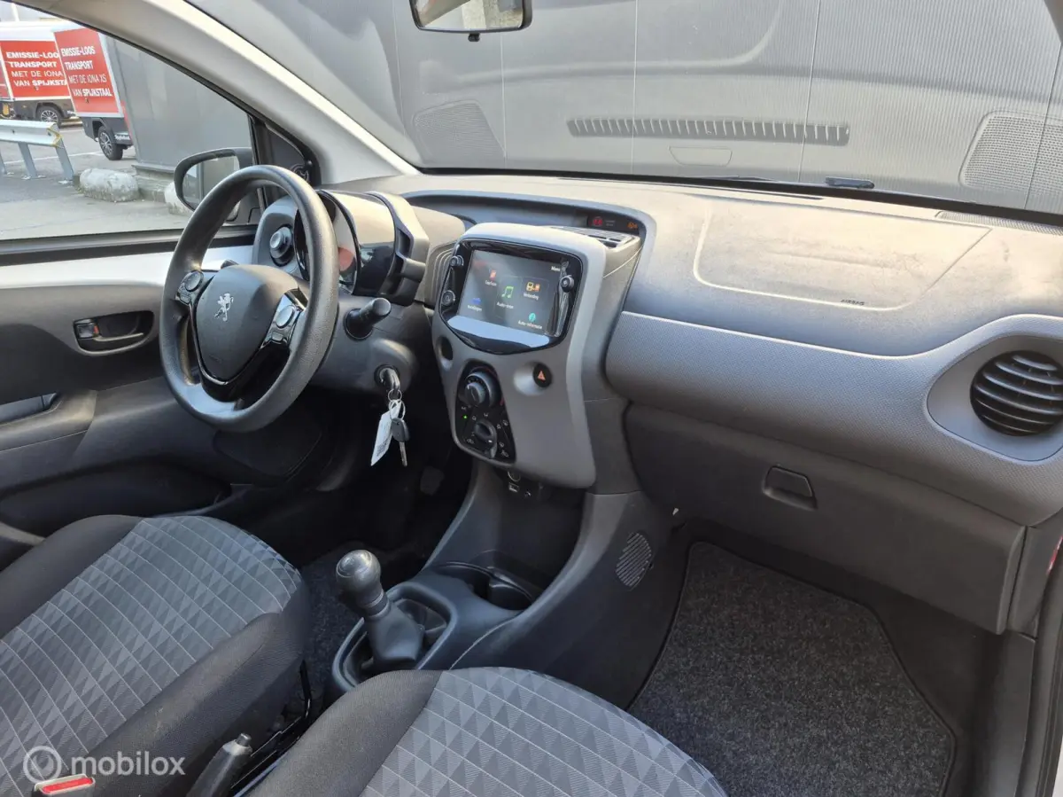 1.0 e-VTi Carplay / Camera / Airco / NAP!
