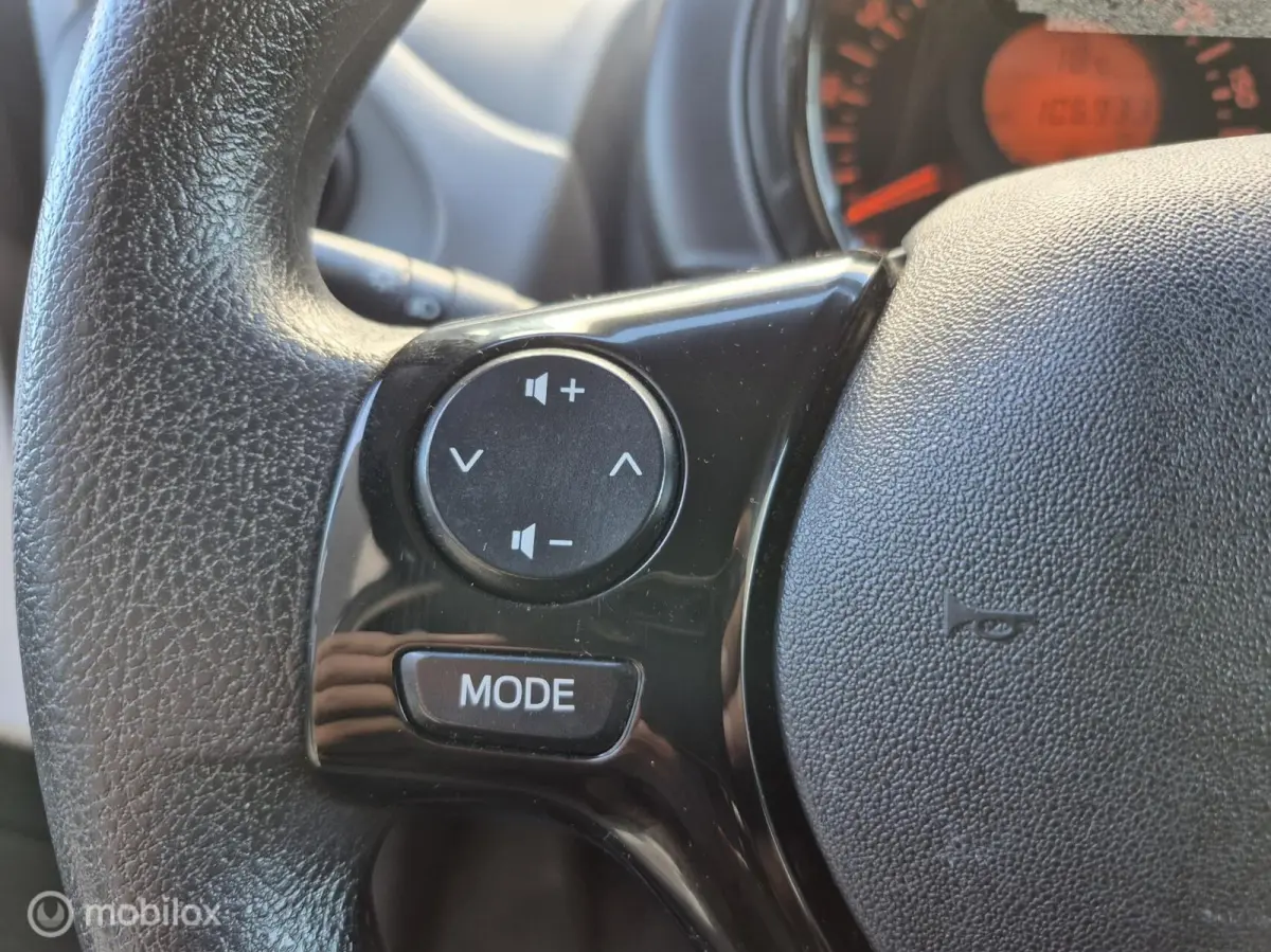 1.0 e-VTi Carplay / Camera / Airco / NAP!