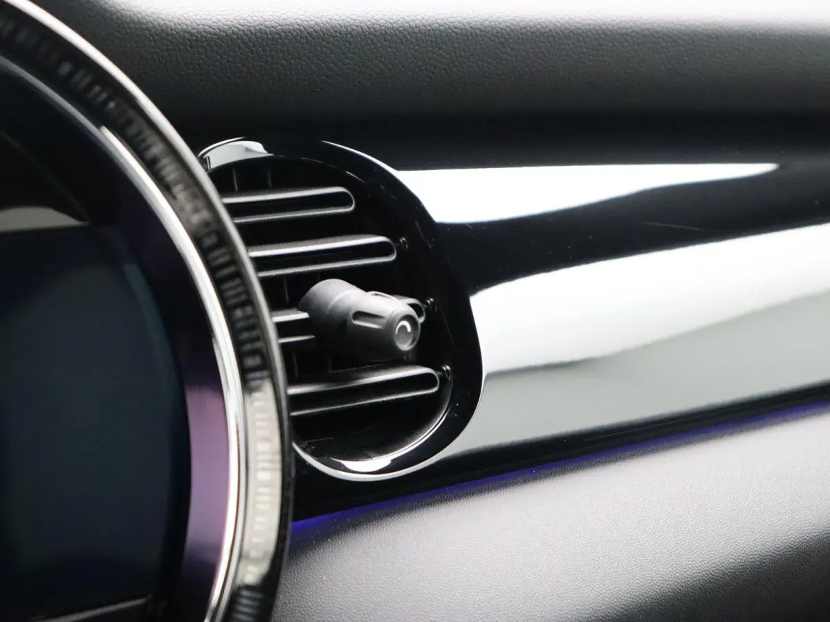 Business Edition 33 kWh | Sportstoel |  Stoelverwarming | Driving Assistant Plus | Achteruitrijcamera |