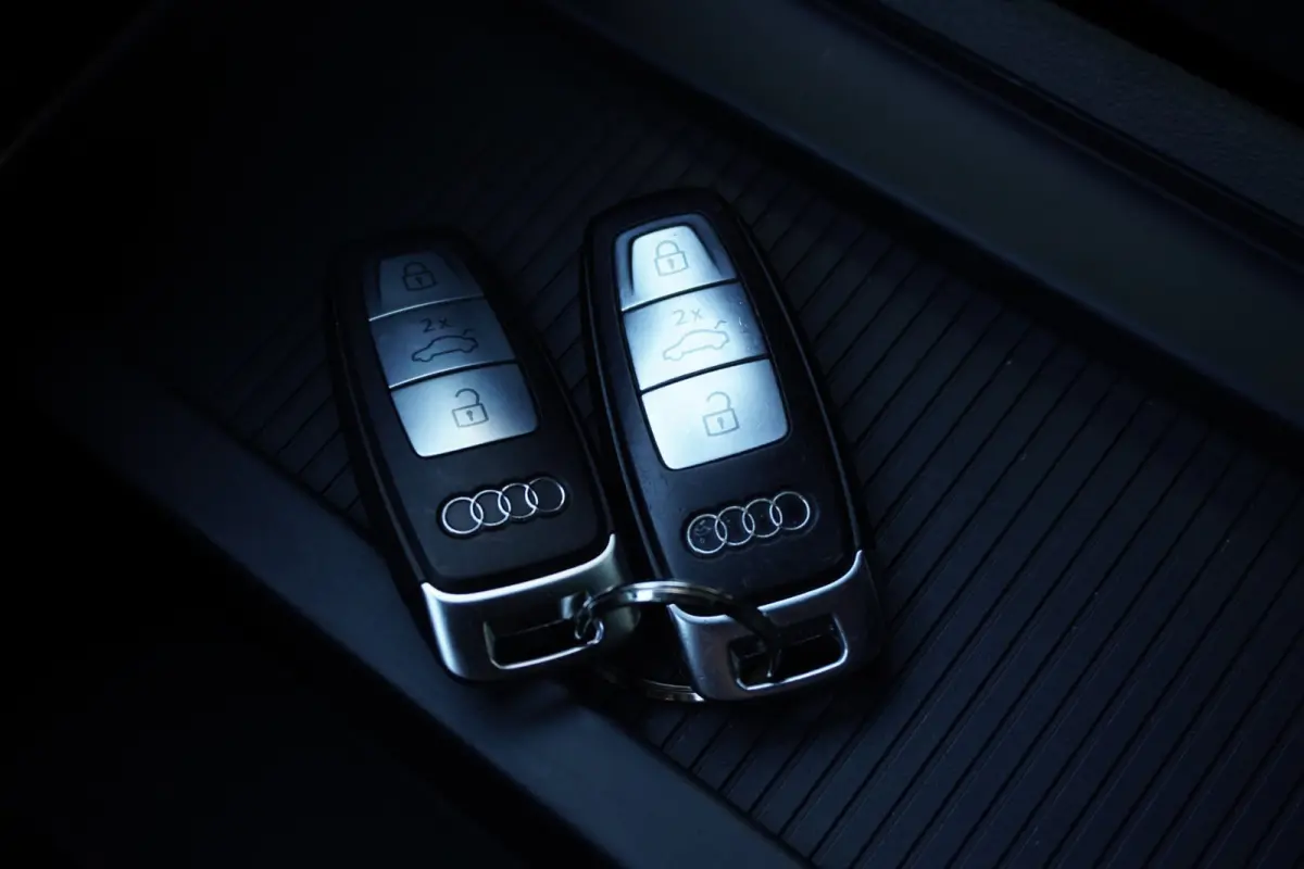 55 quattro Advanced edition Plus 95 kWh Automaat | Airco | Trekhaak | Luchtvering | Vol opties | Dealerauto | Inruil