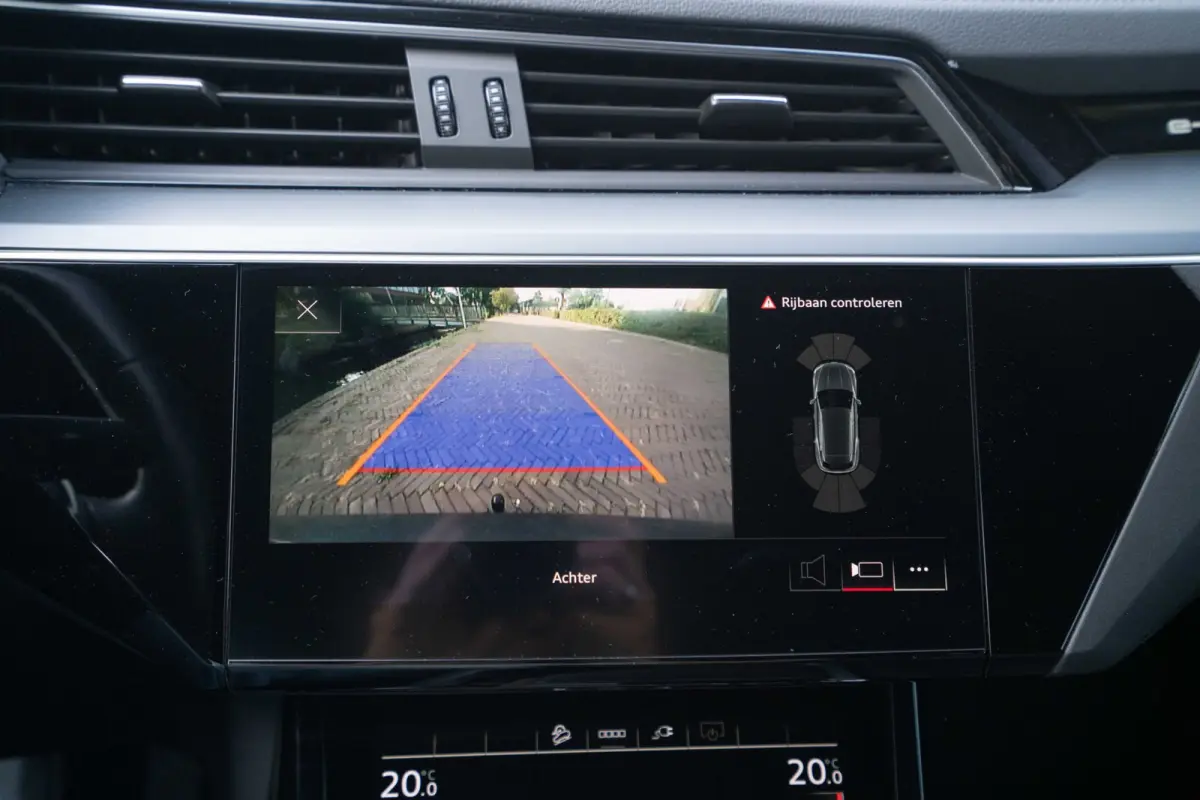 55 quattro Advanced edition Plus 95 kWh Automaat | Airco | Trekhaak | Luchtvering | Vol opties | Dealerauto | Inruil