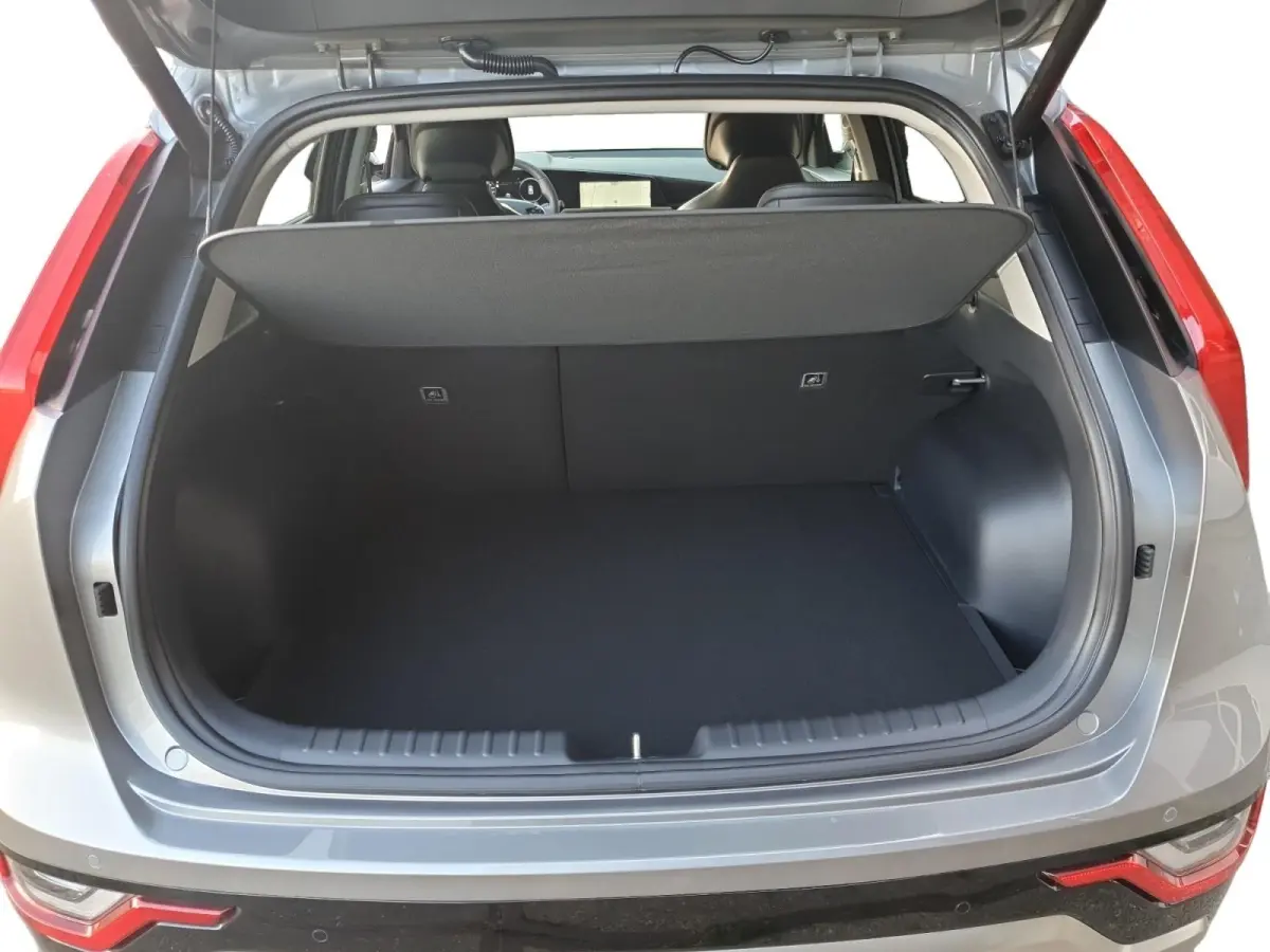 1.6 GDi Hybrid DynamicPlusLine | Voorraadauto! | Stoel en stuurverwarming | Schuifdak | Parkeersensoren voor en achter | NU MET €3.000 inruilpremie en €1000 voorraadvoordeel!