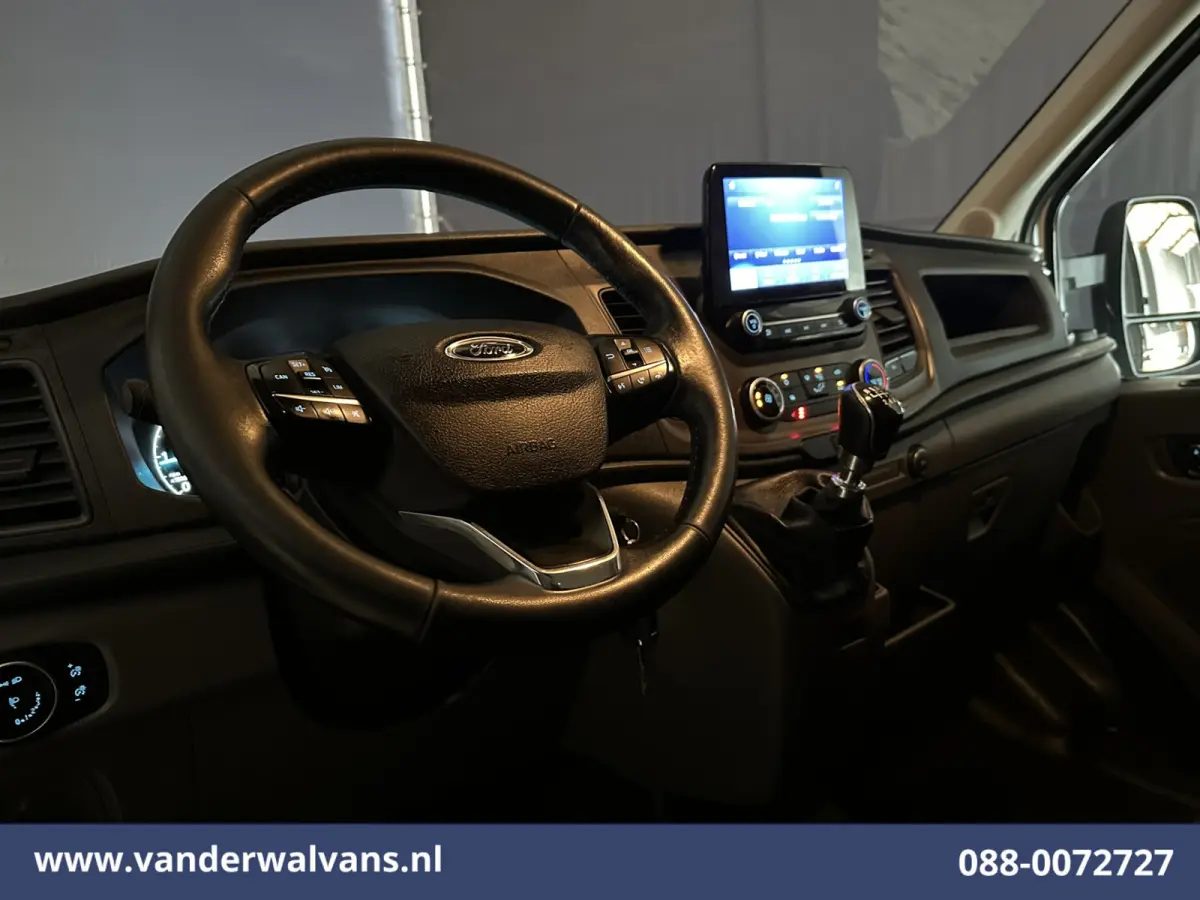 2.0 TDCI 131pk Bakwagen Laadklep Zijdeur Euro6 1001kg Laadvermogen Airco | Camera | Navigatie | Apple Carplay Android Auto, Cruisecontrol, Stoelverwarming