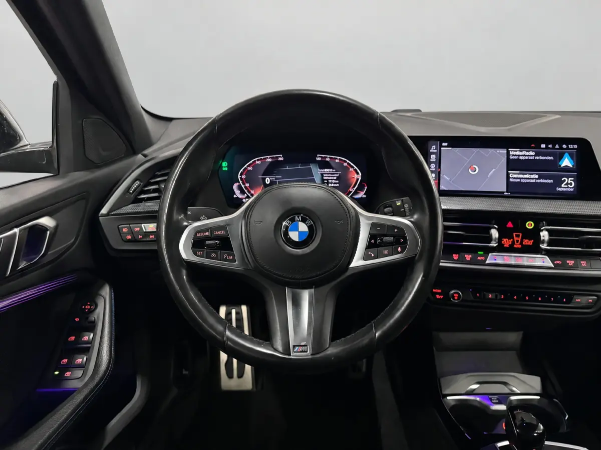 118i Executive - M sport - Trekhaak - Keyless - Leder