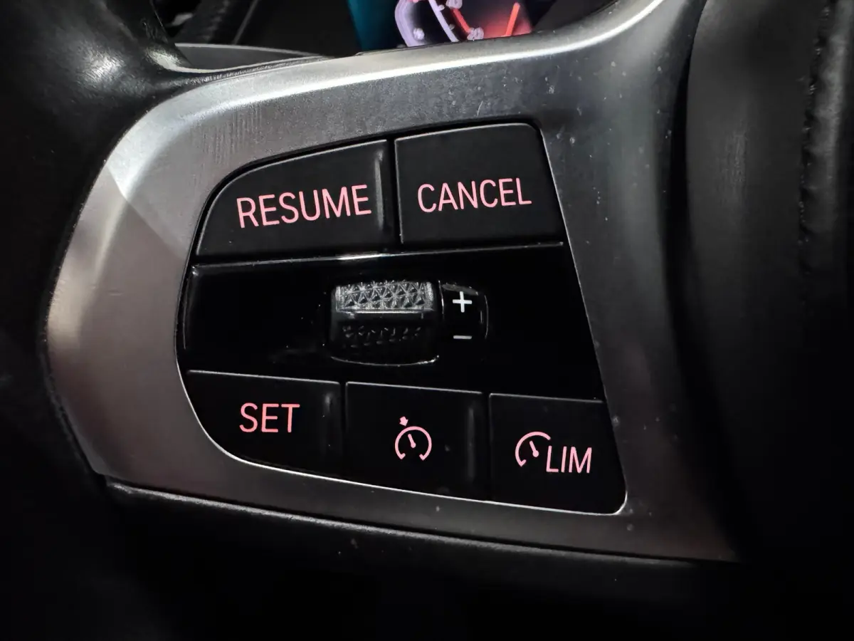 118i Executive - M sport - Trekhaak - Keyless - Leder