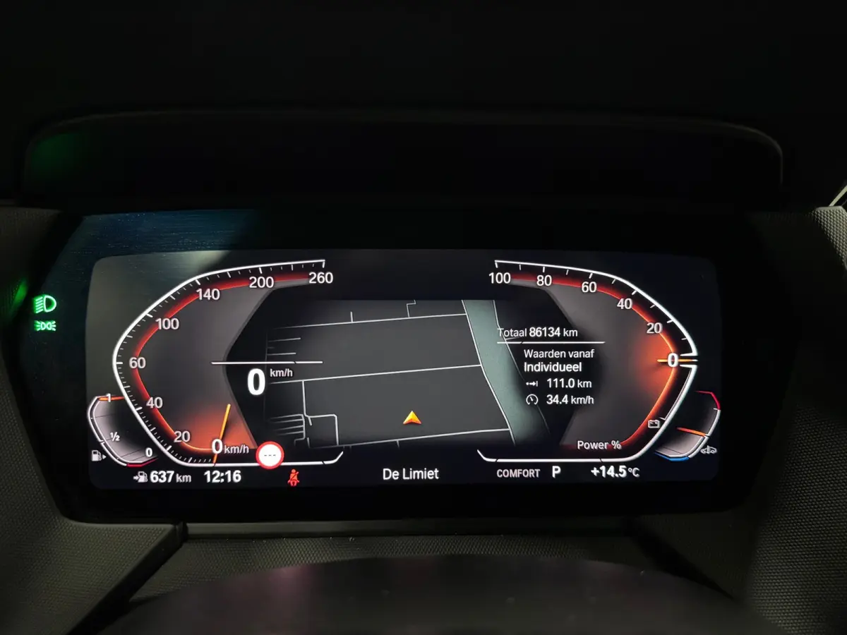 118i Executive - M sport - Trekhaak - Keyless - Leder