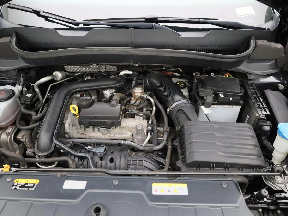 1.0 TSI Style 110 PK| Dealeronderhouden | Navigatie | Parkeersensoren | 17 Inch Velgen | Digitale Cockpit | Buitenspiegels Elektrisch Inklapbaar