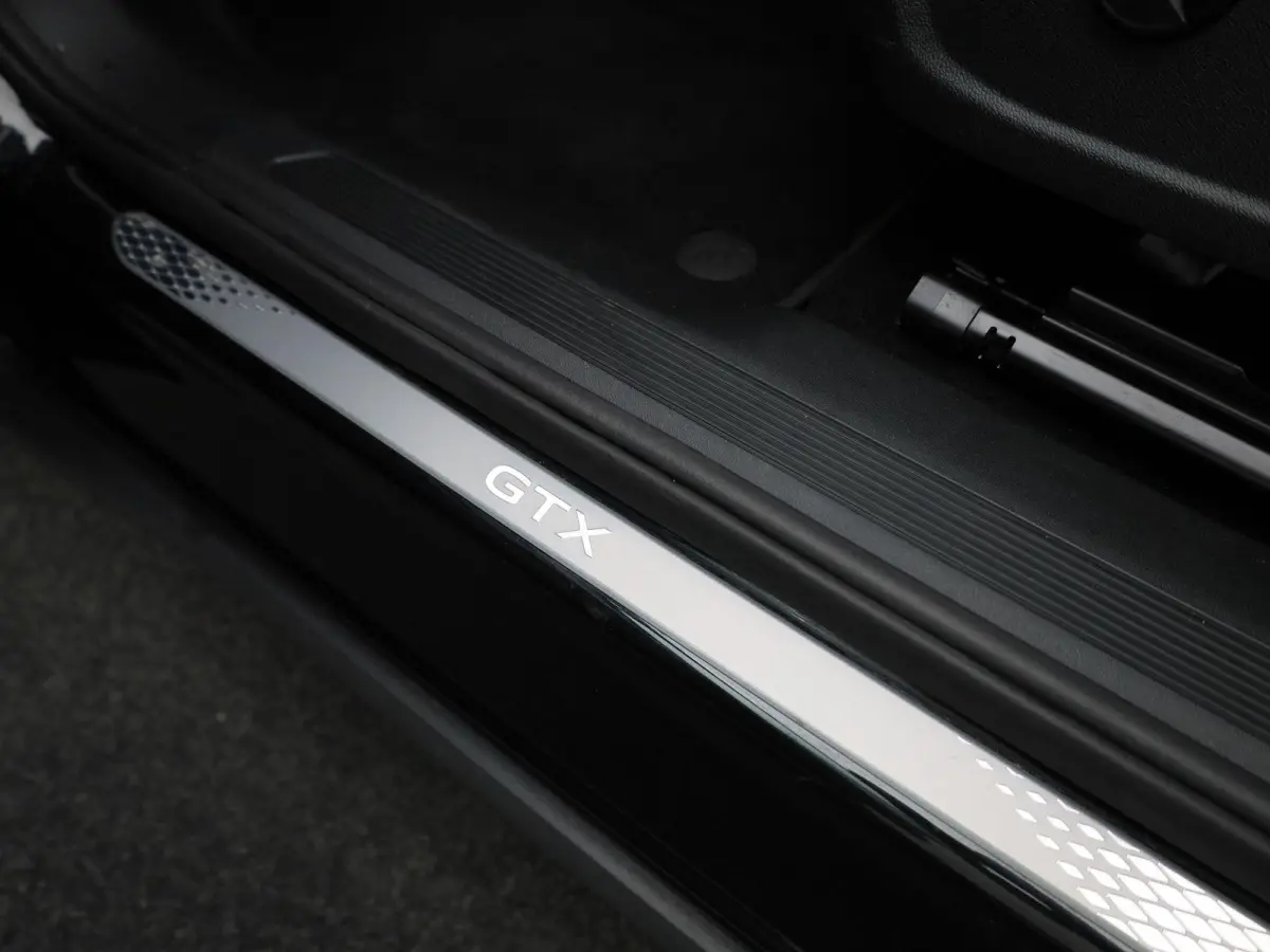 ID.5 GTX 77 kWh 299 PK| Dealeronderhouden | Panoramadak | 21 Inch Velgen | Stoelverwarming | Stuurwielverwarming | Achteruitrijcamera | Elektrische Voorstoelen