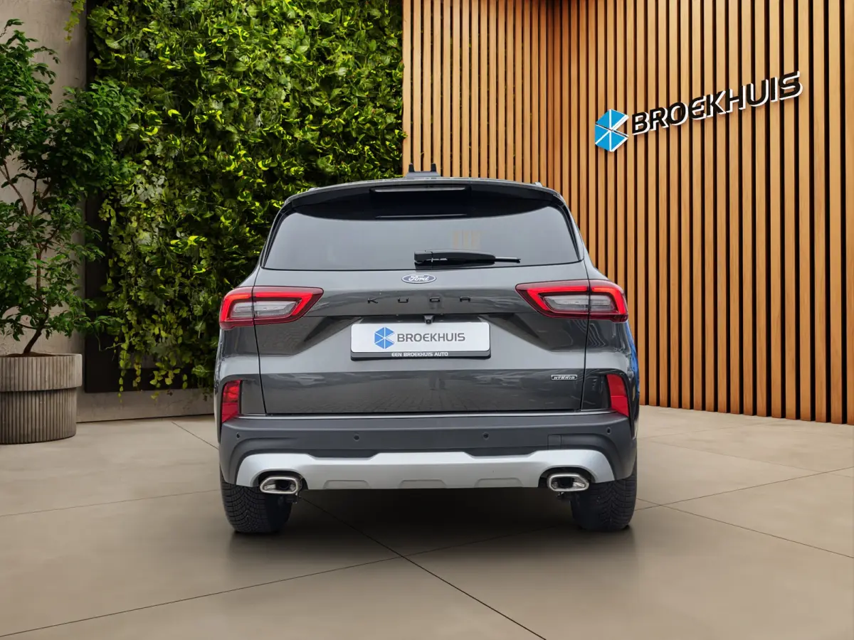 2.5 PHEV Active Matrix LED | Headup | Afneembare trekhaak | Carplay | Stoel- stuurverw. | Keyless | Camera