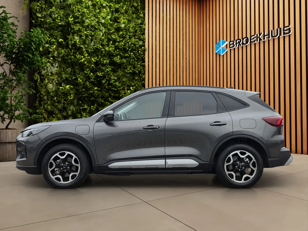 2.5 PHEV Active Matrix LED | Headup | Afneembare trekhaak | Carplay | Stoel- stuurverw. | Keyless | Camera
