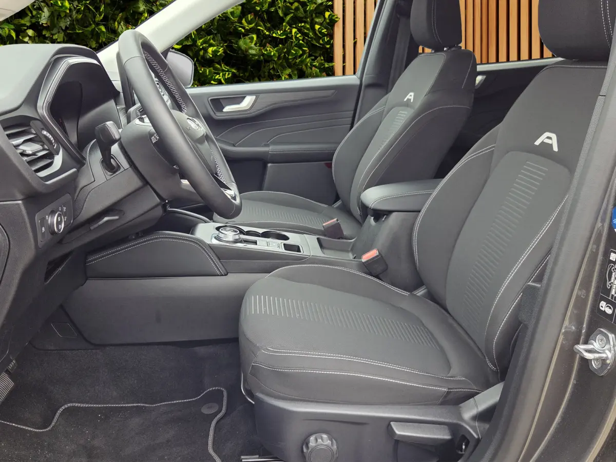 2.5 PHEV Active Matrix LED | Headup | Afneembare trekhaak | Carplay | Stoel- stuurverw. | Keyless | Camera