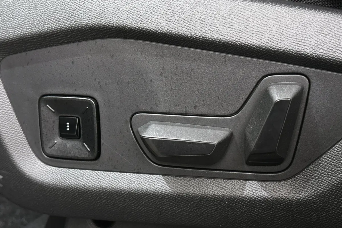 1.6 Plug-in Hybrid 195 GT 7p Stoelverwarming Achterbankverwarming Keyless Camera