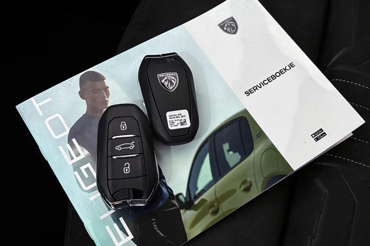 1.6 Plug-in Hybrid 195 GT 7p Stoelverwarming Achterbankverwarming Keyless Camera