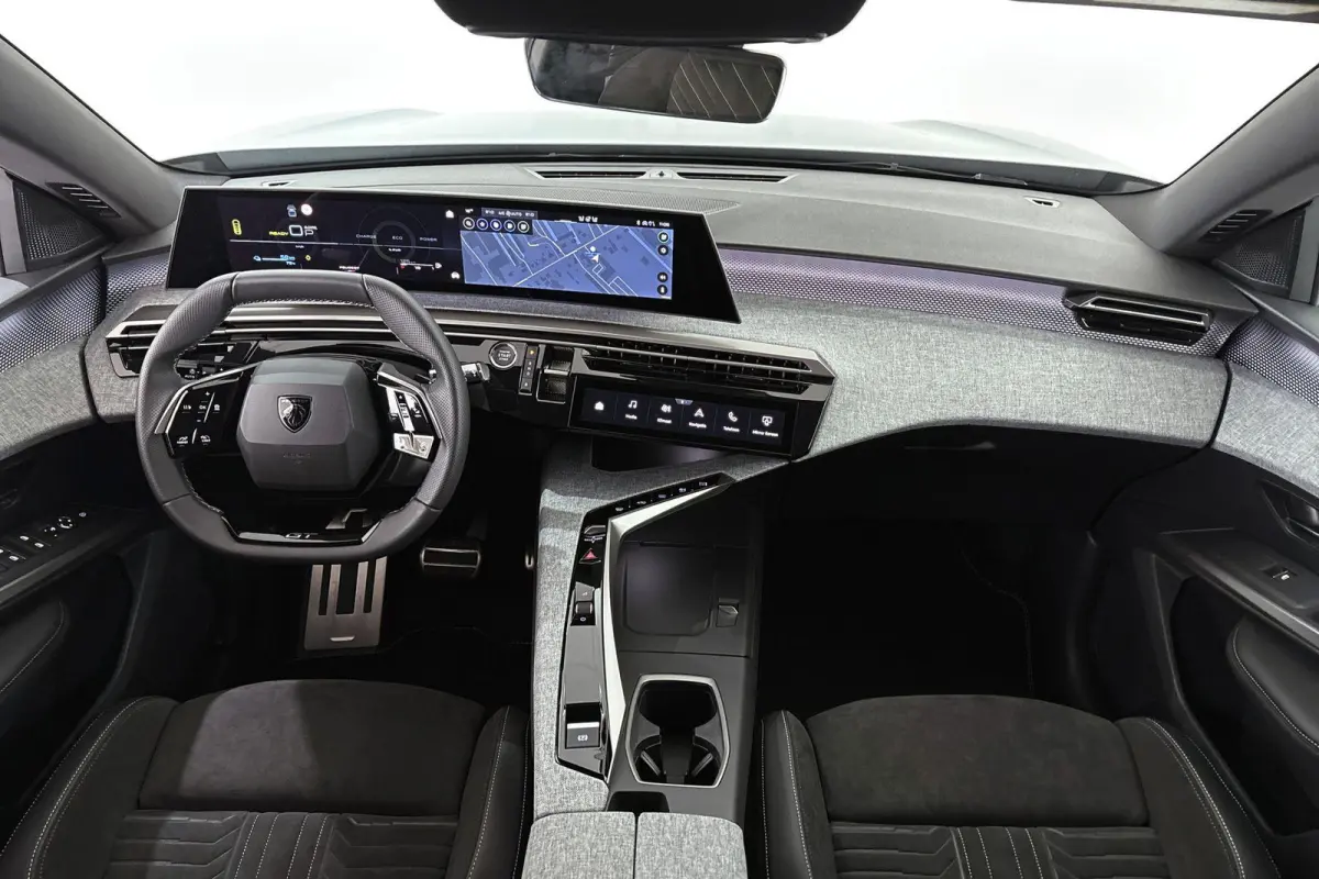1.6 Plug-in Hybrid 195 GT 7p Stoelverwarming Achterbankverwarming Keyless Camera